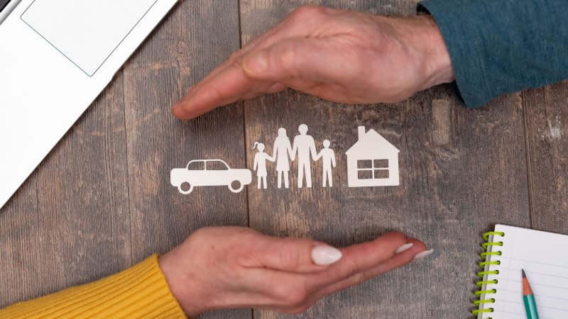 Insurance Bundle 72226 Family, home, auto graphic