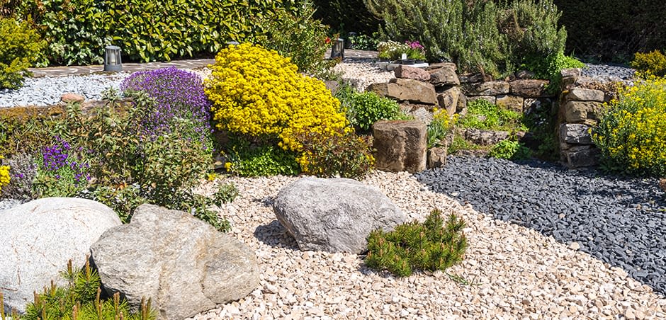 2022_eriesenseblog-altlawns_lg