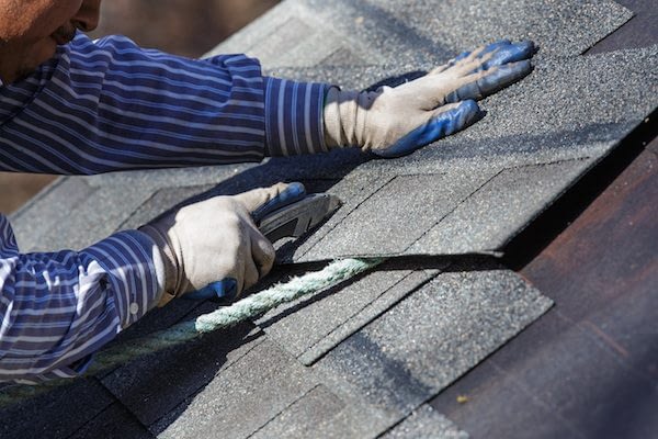 How to Tell if Your Roof Needs Replacing