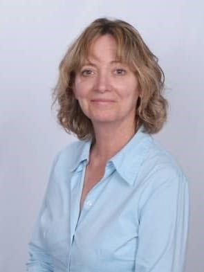 Karen Klouser Karen Klouser headshots