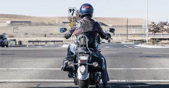 10 motorcycle safety tips every rider should know