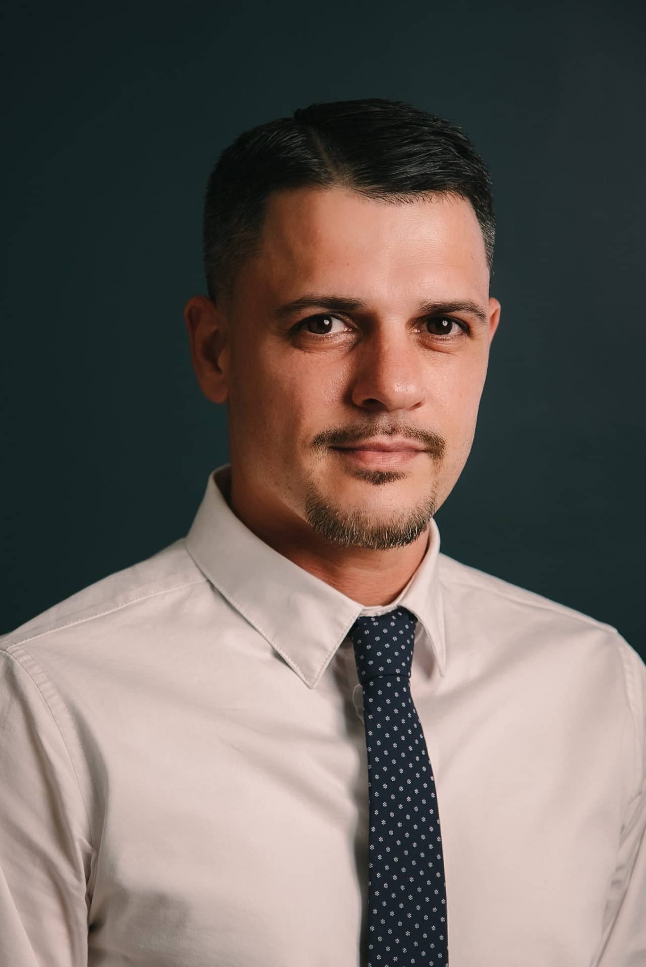 Shawn – Uniform Headshot