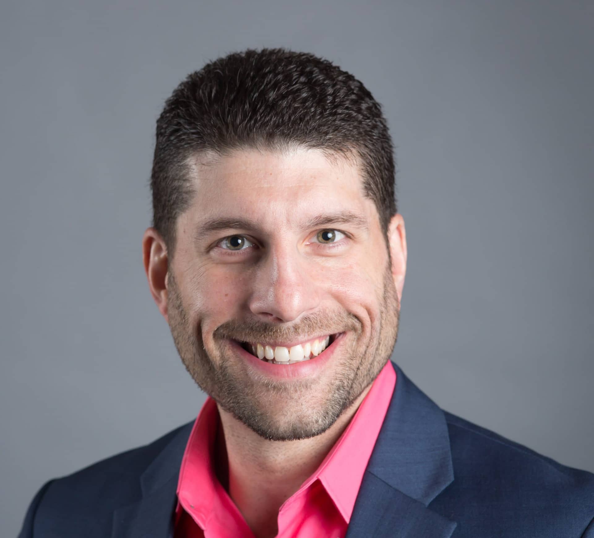 Eli Auerbach Color Head Shot