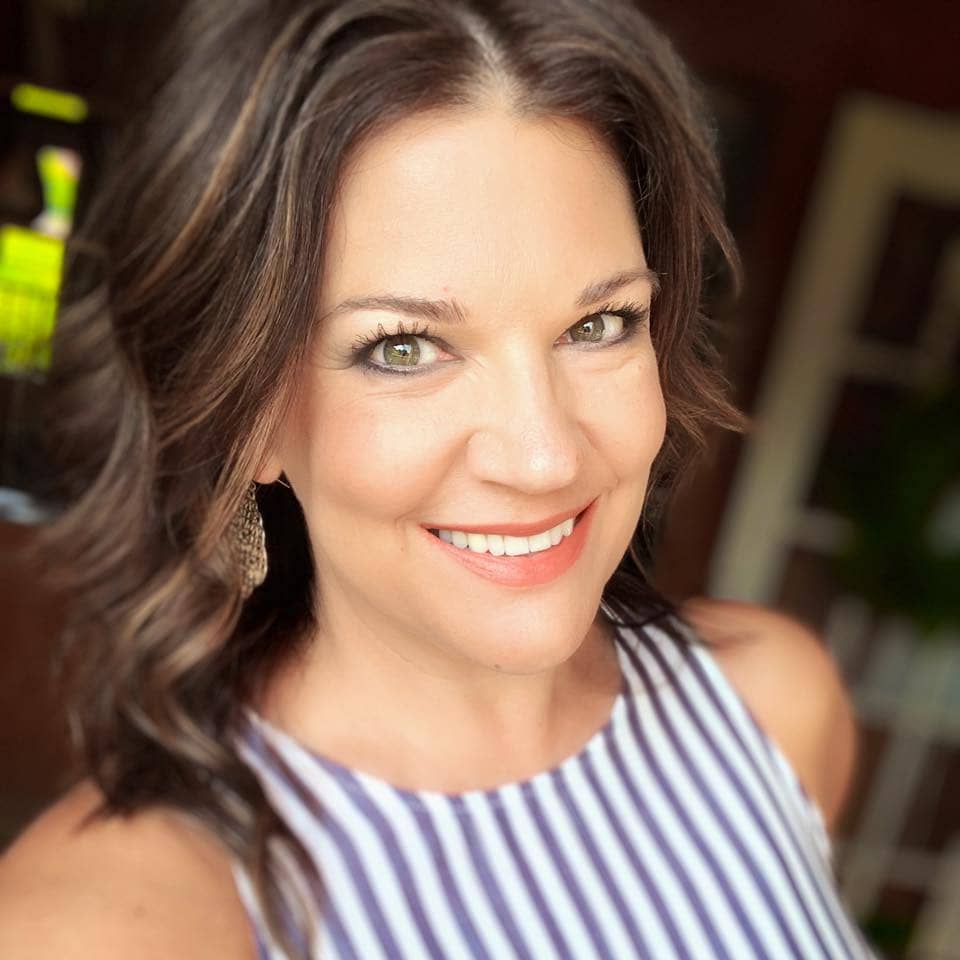 Tonya Taylor Headshot